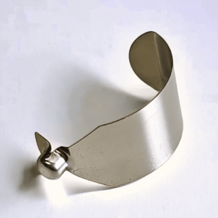 Metal clip
