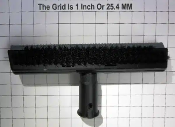 Squeegee head with brush